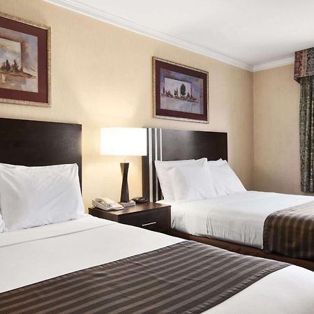 Days Inn By Wyndham Concord Dış mekan fotoğraf