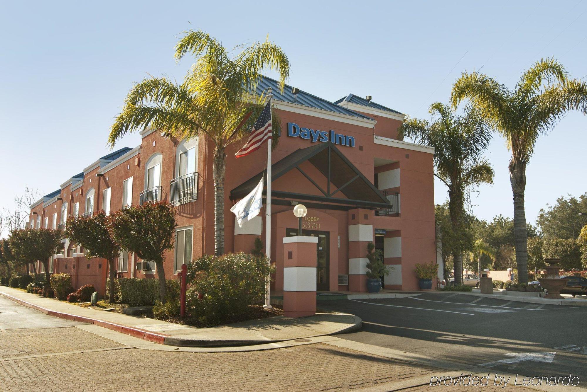 Days Inn By Wyndham Concord Dış mekan fotoğraf