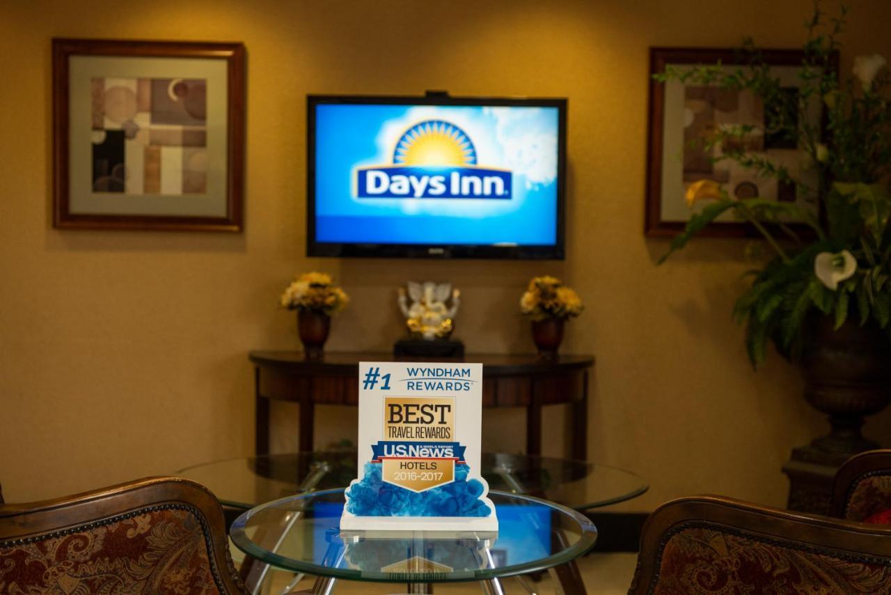 Days Inn By Wyndham Concord Dış mekan fotoğraf